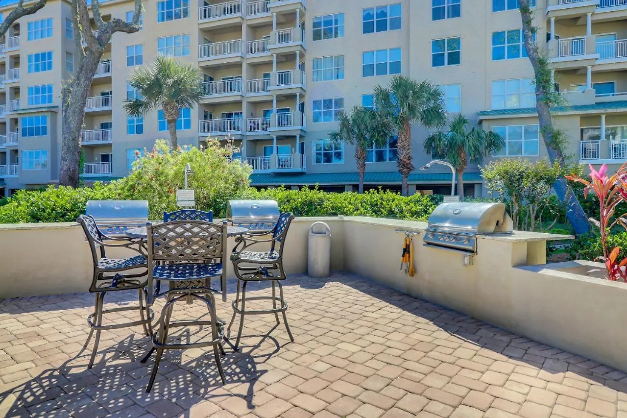 Updated Oceanfront 3 Bedroom Full Kitchen Two King Bed Bikes & Beach Gear Included Hilton Head Island Villa